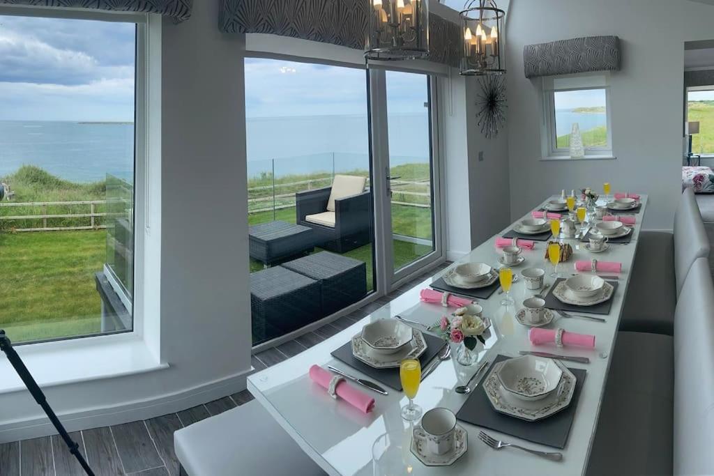 Signal House - A Stunning Beach House - 2020 Build Amble Dış mekan fotoğraf
